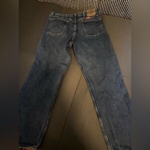 Men’s Wrangler relaxed fit Straight Leg Jeans size 36/32